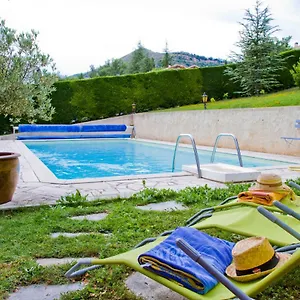 https://suite-familiale-de-charme-en-provence.fr-provencehotel.com